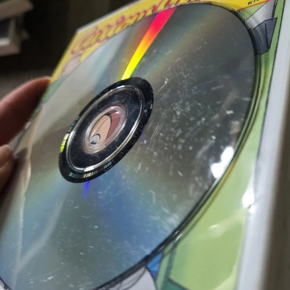 Curious George "Goes to the Doctor" Kids Educational DVD - Picture 6 of 7